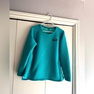 LL Bean shirt size medium